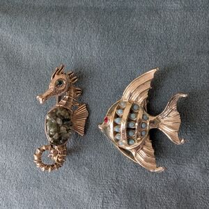 Vintage Gold Seahorse and Fish Brooch Set